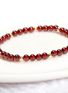 石榴石手链小众气质精致百搭手镯套装时尚水晶手链