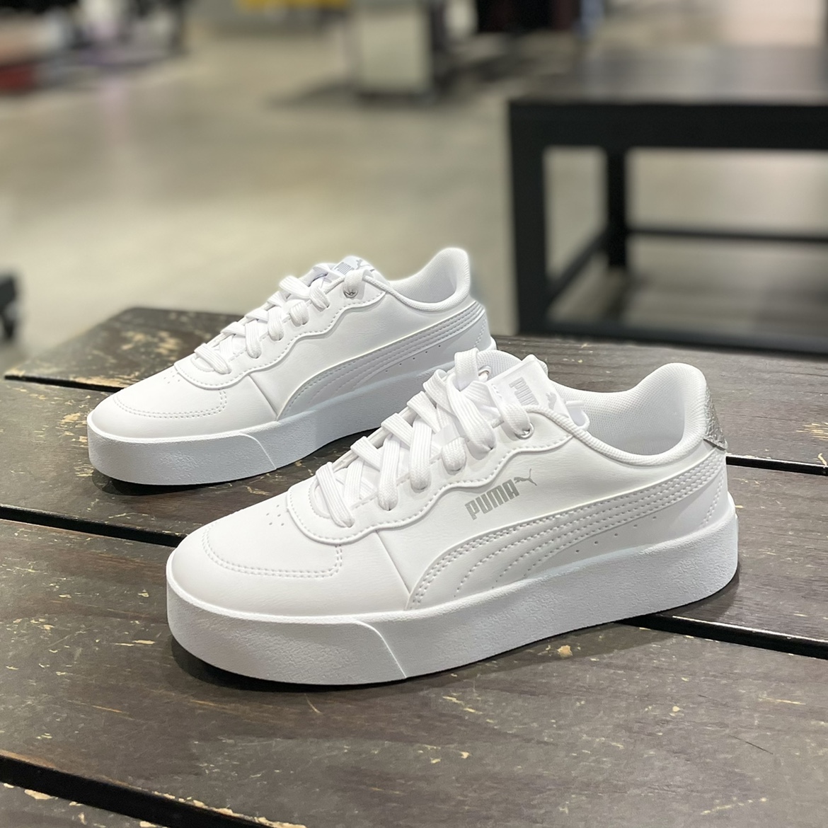 PUMA彪马 女款舒适休闲百搭板鞋 SKYE CLEAN DISTRESSED 386666 - 图2