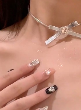 美绝银色y2k辣妹choker甜酷少女粉色锆石爱心蝴蝶结高级感锁骨链