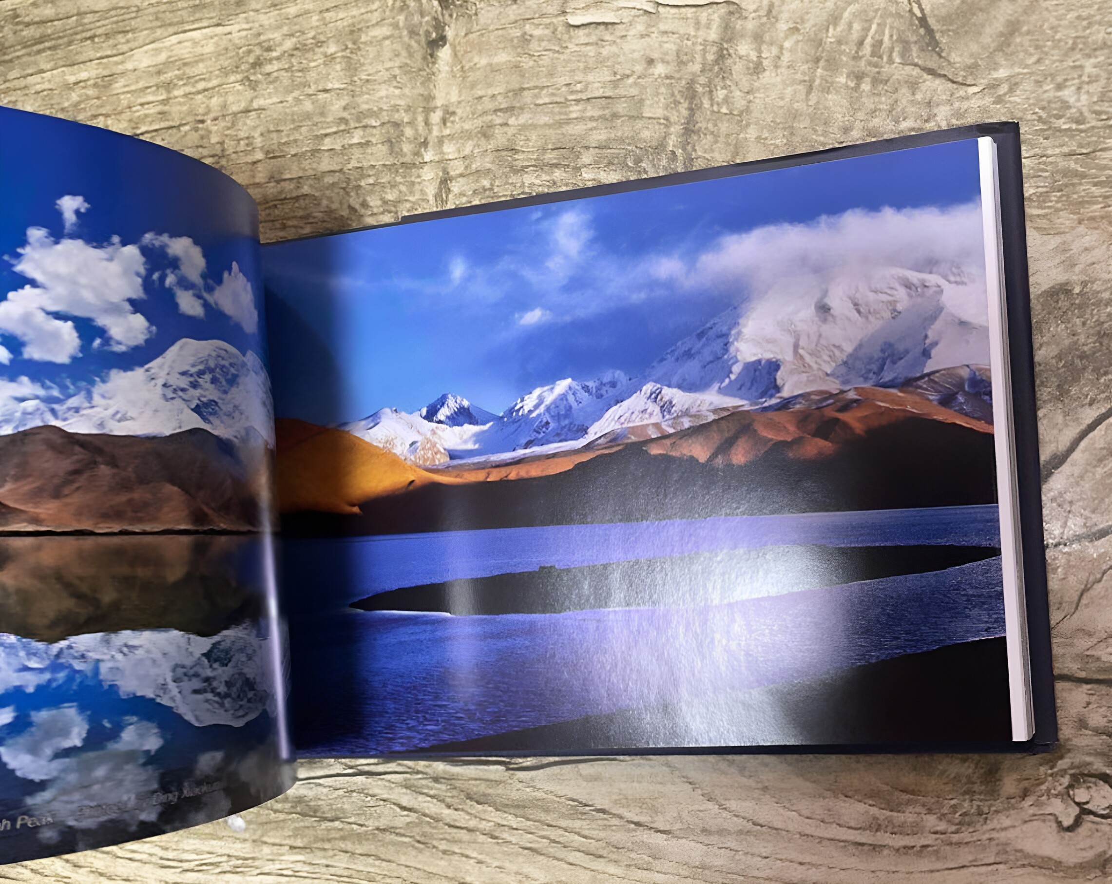 新疆风景摄影作品新疆百景 南北疆天山山脉昆仑山阿勒泰帕米尔高原喀纳斯湖自然风光地理景观画册图册集欣赏析素材鉴赏影艺术书籍