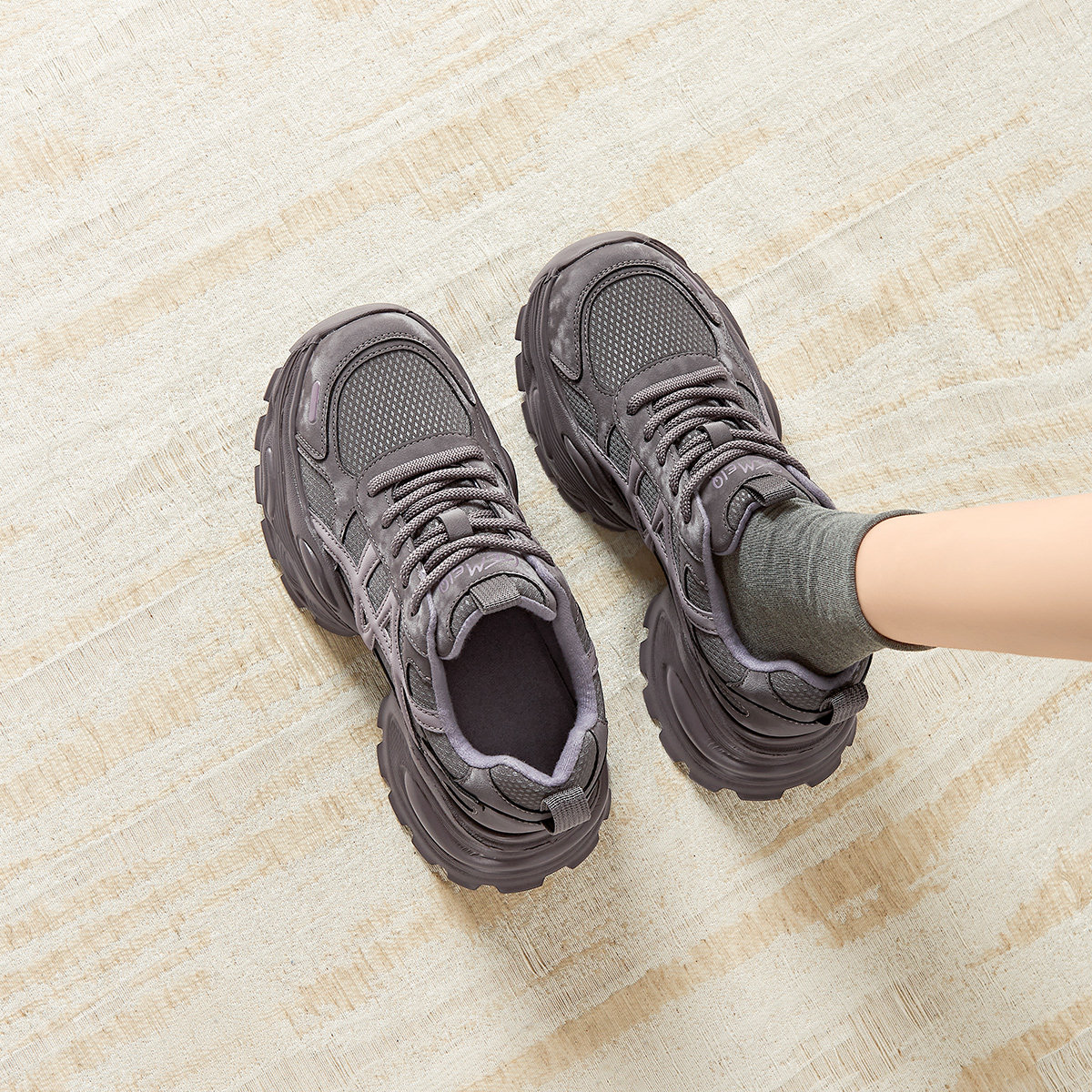 戈美其商场同款老爹鞋女2025新款秋冬爆款黑色鞋子小个子增高女鞋,淘宝优惠券,粉丝福利购,淘宝优惠卷