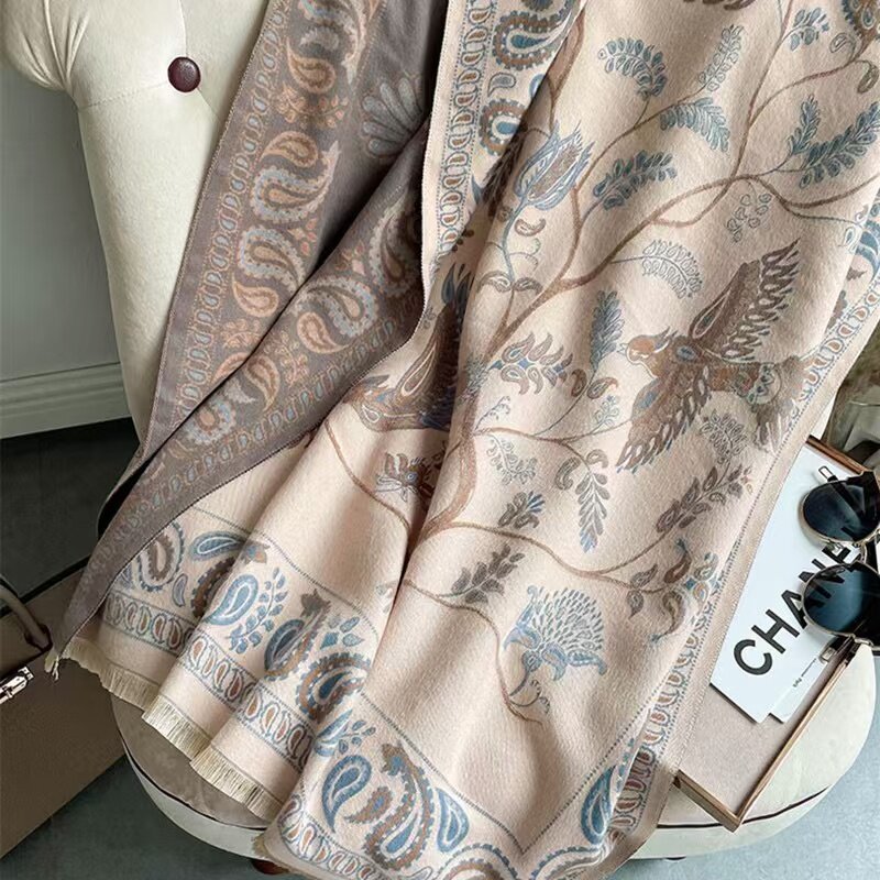 秋冬季青鸟故事厚款围巾仿羊绒保暖围脖女防寒时尚高级感披肩新品