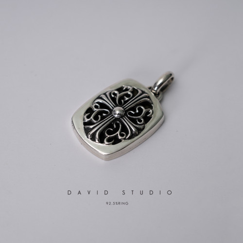 David studio925纯银十字花军牌时尚复古做旧朋克机车男女款吊坠 - 图0