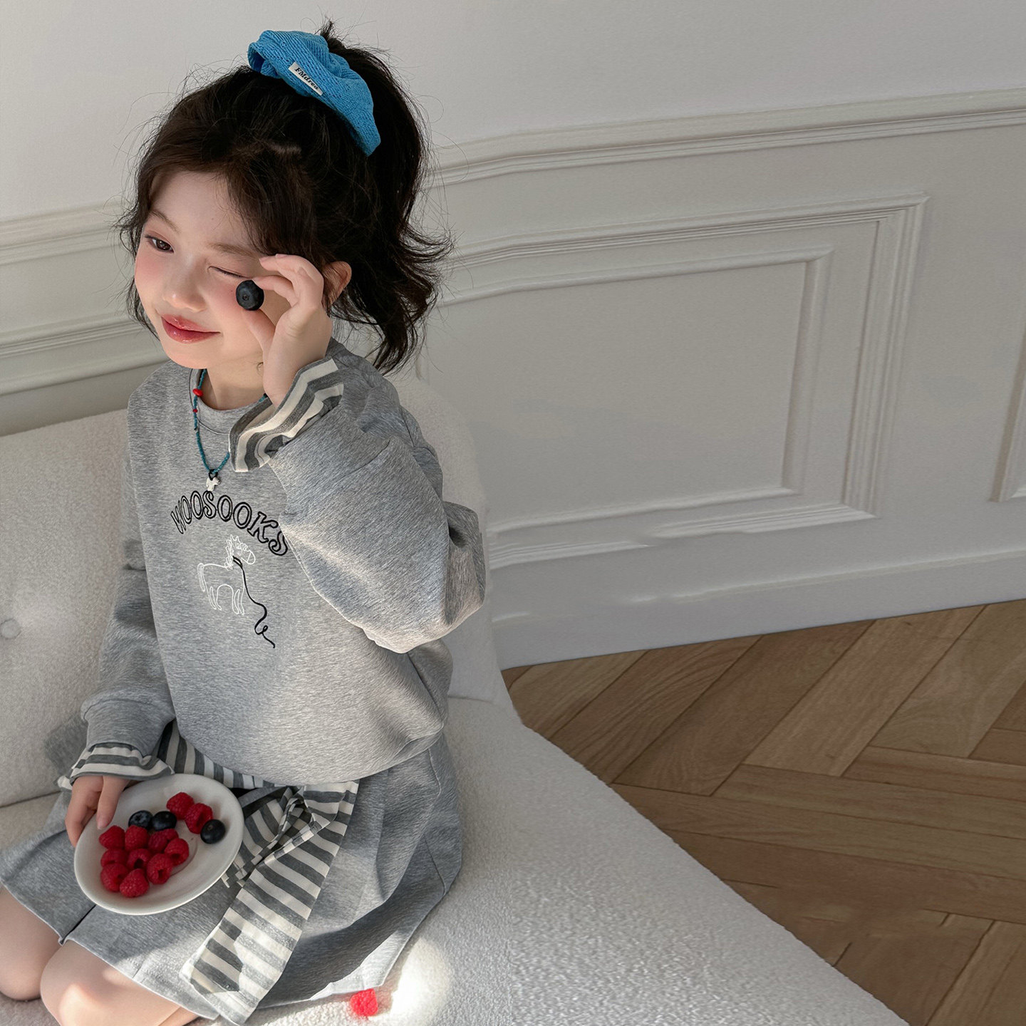 女童春秋季新款套装2026儿童装披肩卫衣洋气简约半身裙韩版两件套,淘宝优惠券,粉丝福利购,淘宝优惠卷