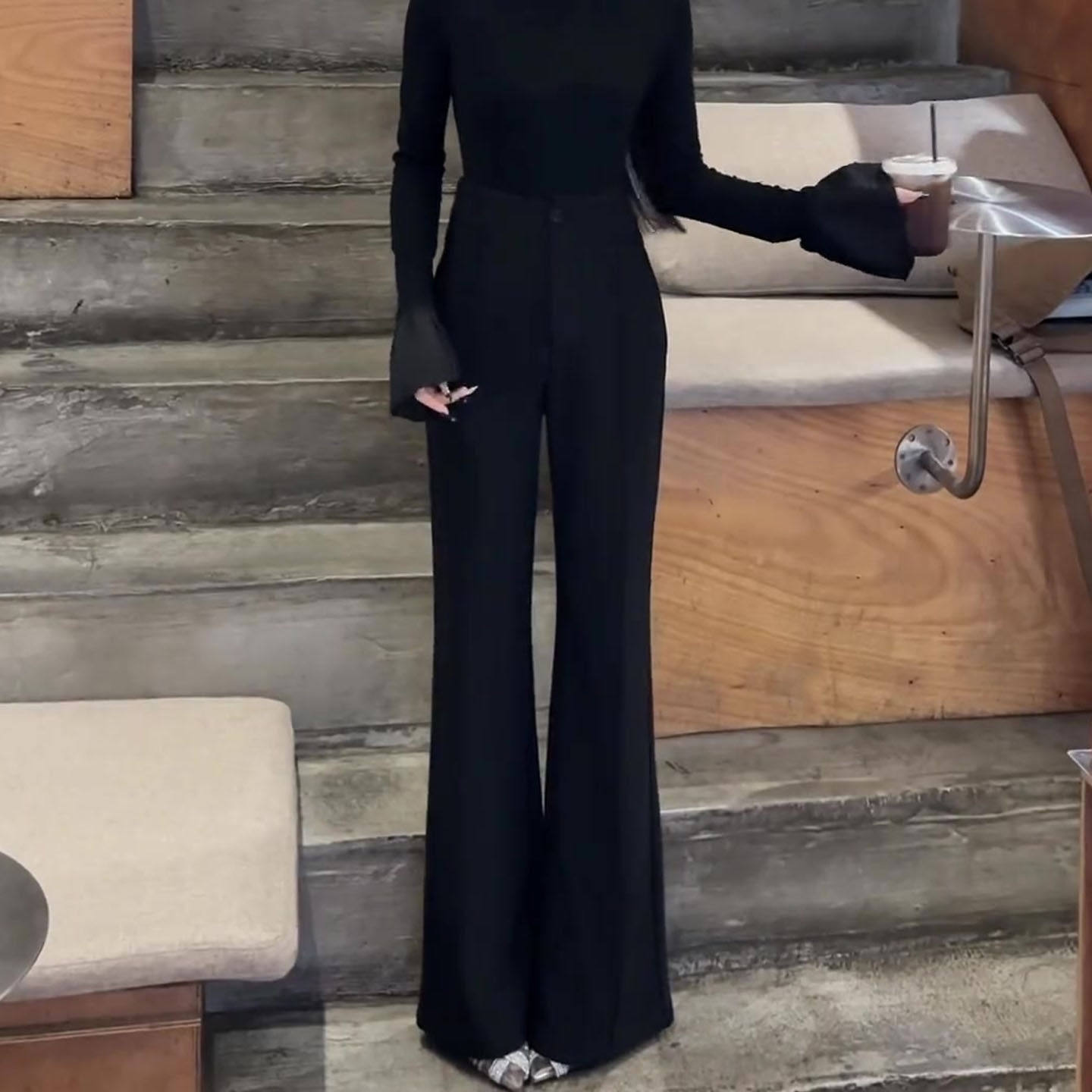 黑色微喇西装裤女2025新款冬休闲季高腰显瘦垂感高级小个子阔腿裤,淘宝优惠券,粉丝福利购,淘宝优惠卷