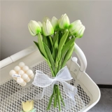 Ins Simple Hanfeng Wedding Bride Blossom Flower Photograph