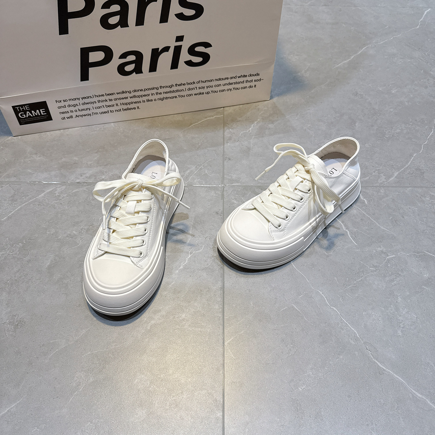 真皮极简风厚底小白鞋女2026透气防滑系带百搭轻便休闲鞋面包板鞋,淘宝优惠券,粉丝福利购,淘宝优惠卷