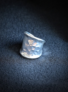 小众铜电镀手工锤纹不规则戒指捶打宽面冷淡风气质个性休闲