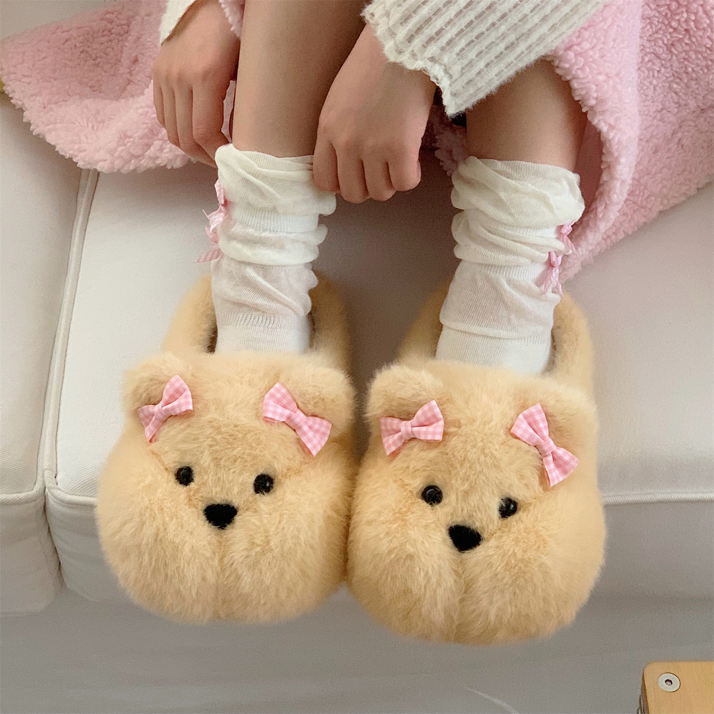 细细条 软萌女士居家毛毛鞋ins少女心蝴蝶结小胖熊防滑冬季棉拖鞋 - 图1