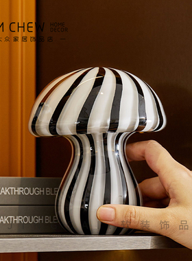 轻奢现代可爱黑白蘑菇条纹摆件样板间售楼玄关电视柜卧室边几装饰
