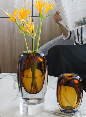 现代简约黄色玻璃透明插花客厅茶桌鲜花售楼处玄关边几软装花器