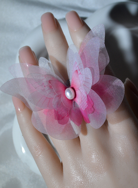 8厘米立体粉色蝴蝶开口戒指