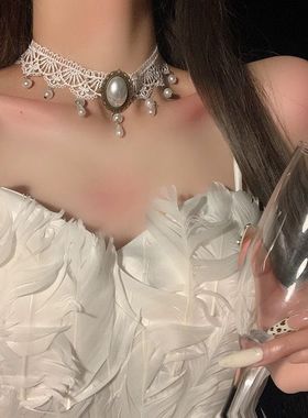 今年流行的珍珠项链复古