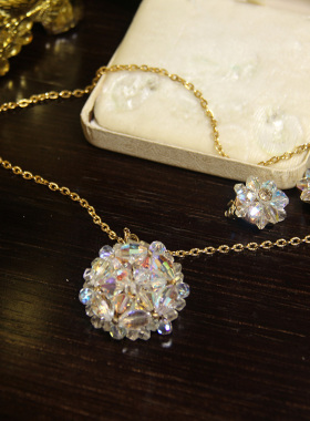 vintage耳环StarMarkGreations