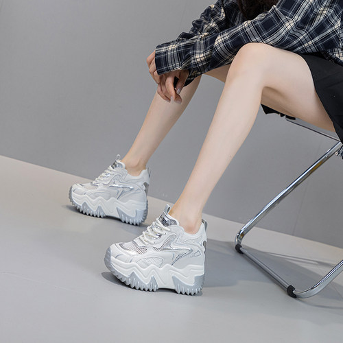 震地王老爹鞋女2026春夏12cm英伦网红ins内增高厚底运动镂空网鞋 - 图0