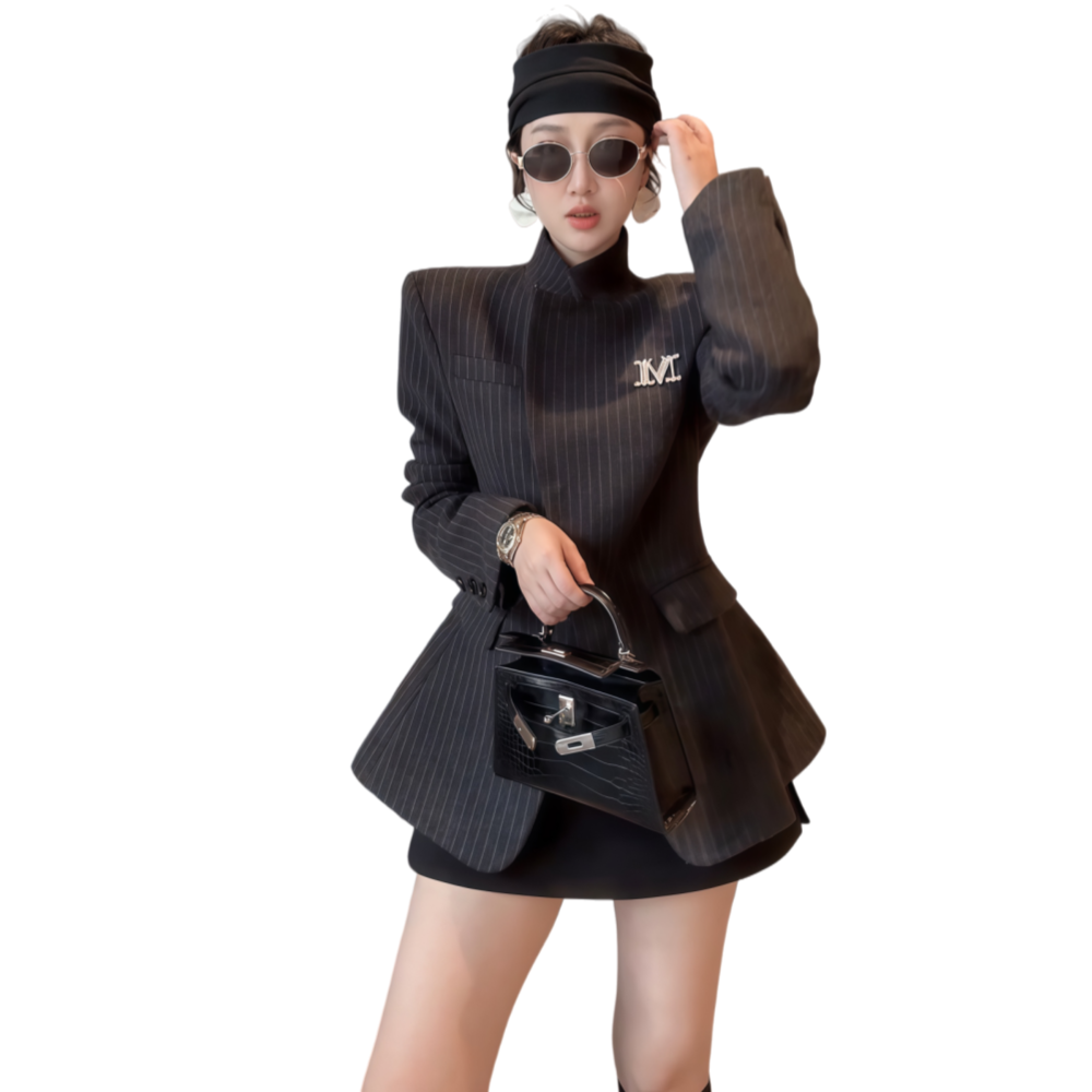 2026年春季新款韩版轻奢百搭通勤深灰色细条纹正肩收腰西装外套女,淘宝优惠券,粉丝福利购,淘宝优惠卷