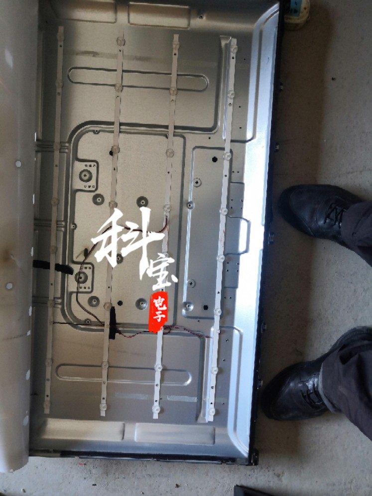 全新电视AX-LED4218P/PW/G/GW灯条HL-385D-4X8 NPB10D754103BL041 - 图3