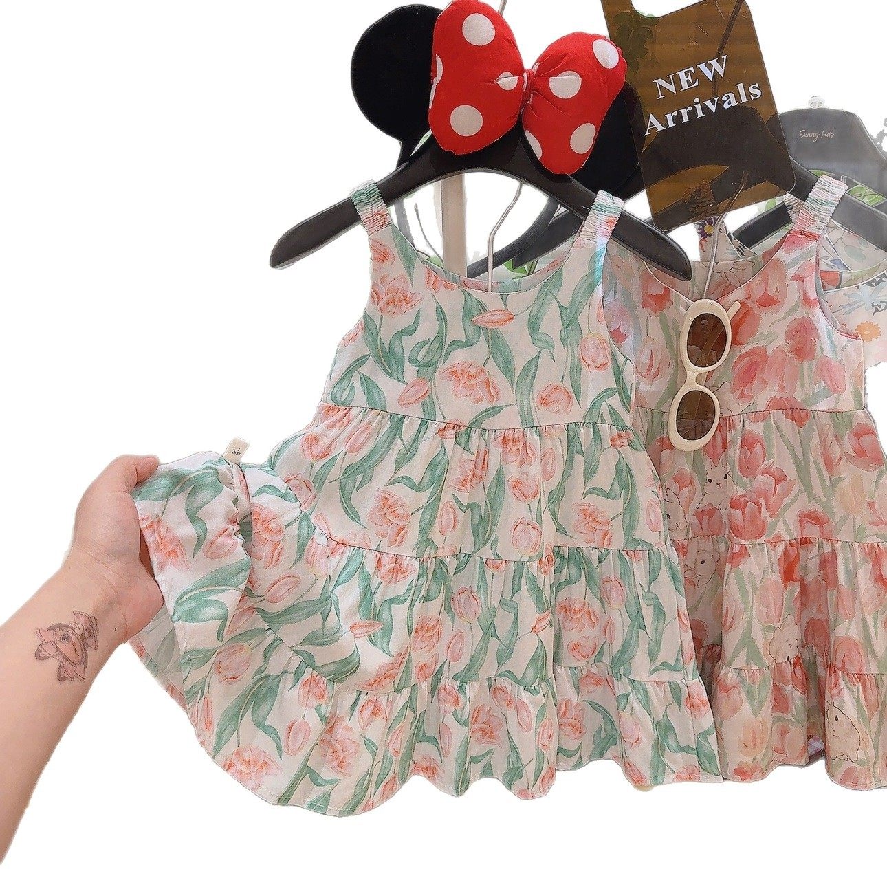 女童花朵薄款连衣裙2025新款宝宝夏季吊带裙儿童时尚碎花小裙子潮,淘宝优惠券,粉丝福利购,淘宝优惠卷