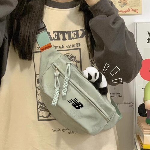 潮牌联名潮牌简约斜挎包女2025夏季腰包新款学生登山包骑行胸包男 - 图0