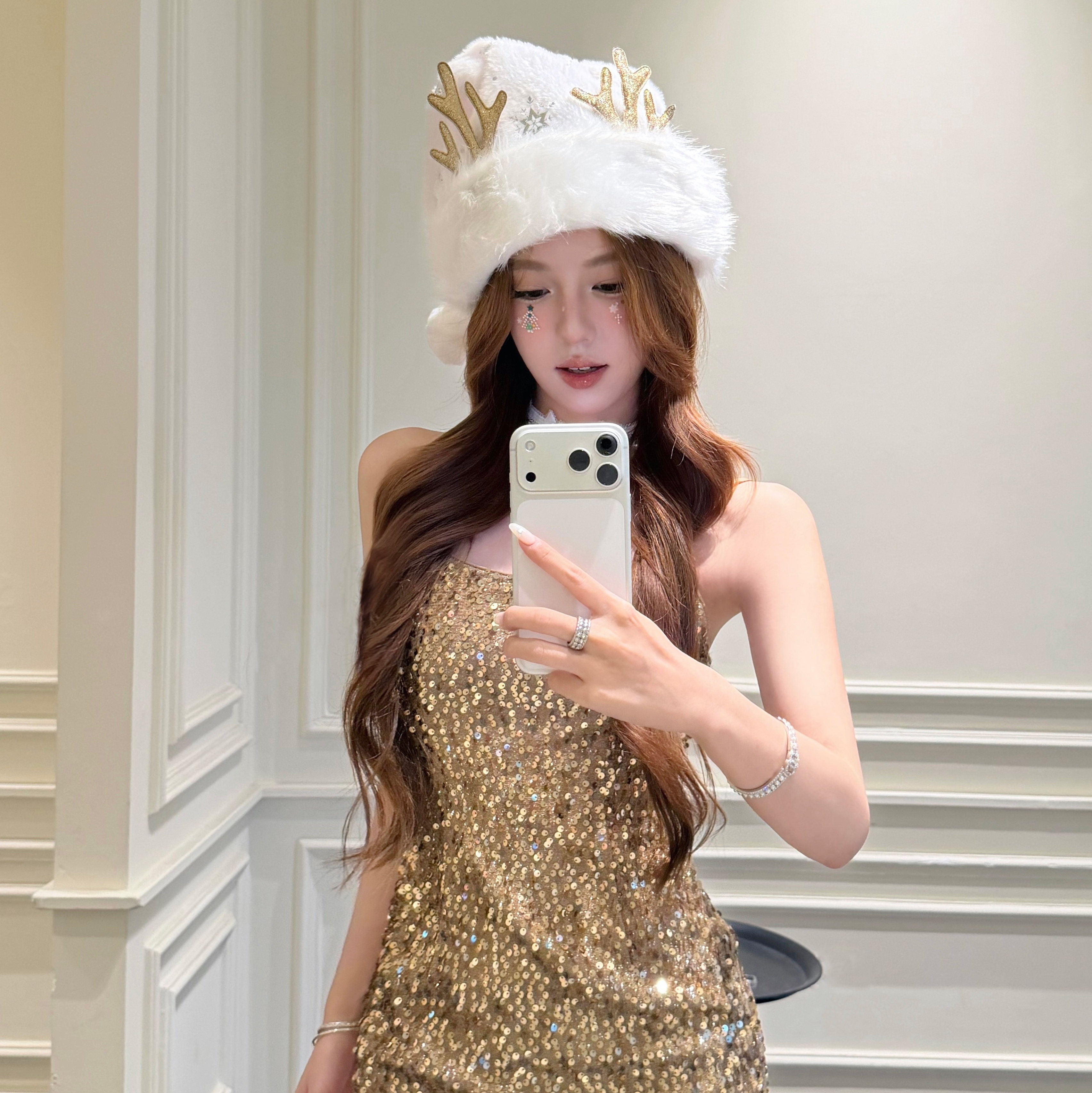 【蜜桃茶】圣诞美神 新款白色雪花鹿角圣诞帽子节日穿搭装扮头饰,淘宝优惠券,粉丝福利购,淘宝优惠卷