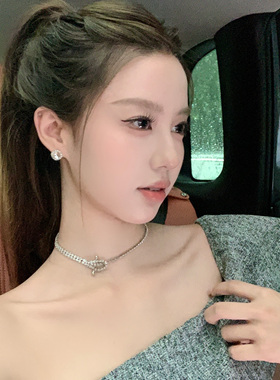 吸睛top甜酷皮带扣满钻choker