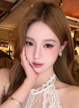 轻奢菱形碎钻耳钉合成立方锆