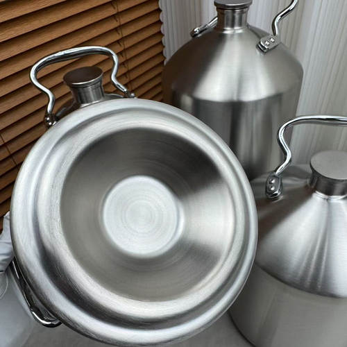 304不锈钢白酒壶可窖藏白酒高端送礼酒坛食品级啤酒桶户外携带 - 图1