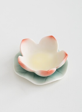 哪吒陶瓷莲花底座手办装饰摆件