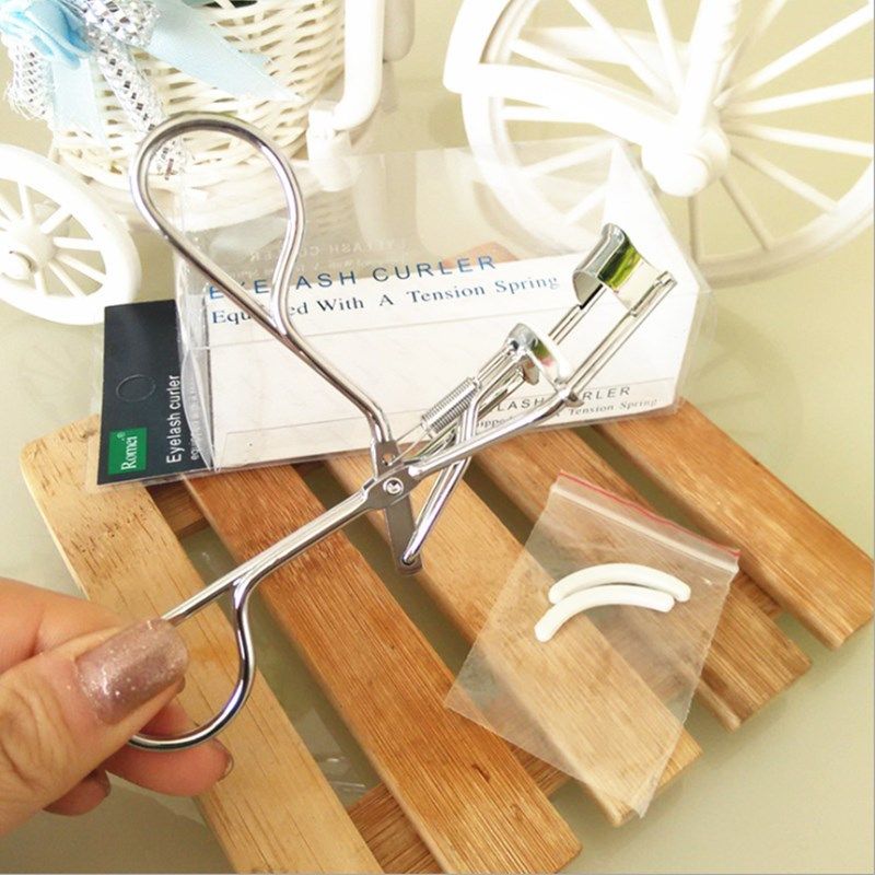 罗美睫毛夹卷翘持久定型弧度好用便携式女太阳花睫毛夹送双垫片,淘宝优惠券,粉丝福利购,淘宝优惠卷