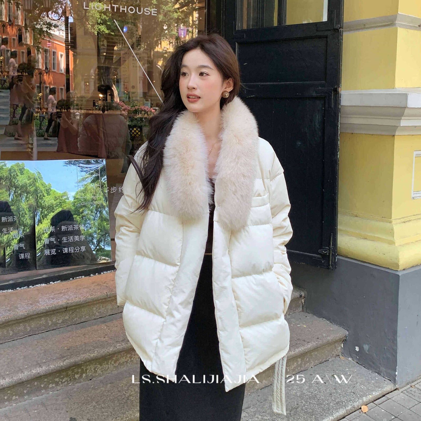 LS述致 大毛领白鸭绒羽绒服女2025冬季新款短款小个子上衣外套Y17 - 图3