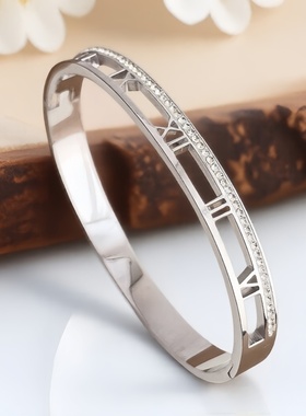 罗马数字泥钻18K彩金手环不褪色