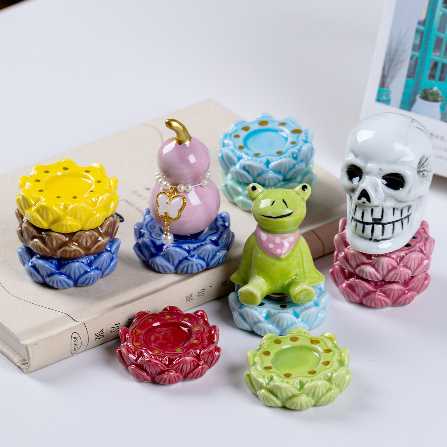 创意陶瓷手绘莲花托盘yoyo酱系列配件装饰品转转底座可旋转小摆件,淘宝优惠券,粉丝福利购,淘宝优惠卷