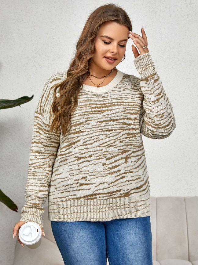 Plus Size Round Neck Thick and Cozy Striped Women Sweater - 图0