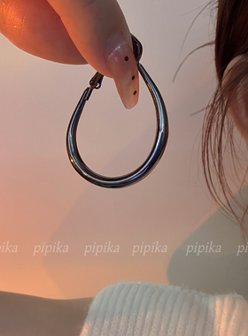 pipi欧美潮爆枪黑大圈圈耳环耳圈耳饰女高级气质百搭夸张个性银针