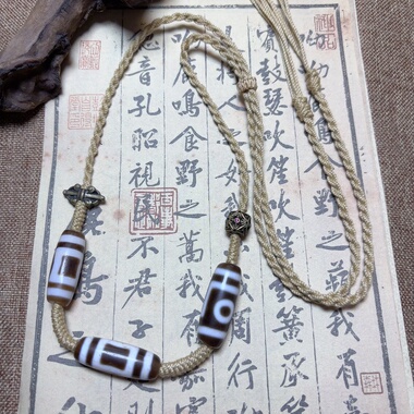 【原创孤品】藏传虎牙天珠项链三眼天珠手工编织藏式编绳项链