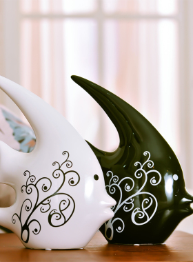 北欧风格家居客厅摆件小鹿陶瓷器