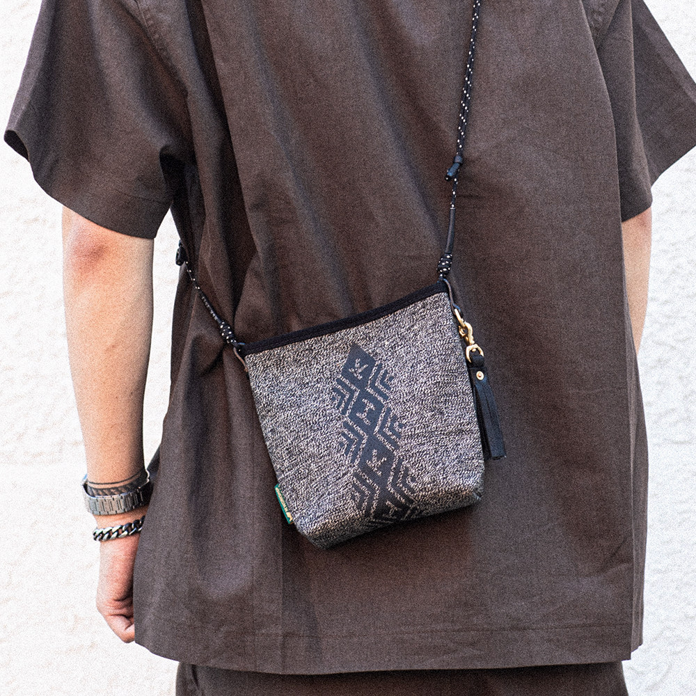 HKWORKSHOP极昼系列小斜挎包单肩通勤百搭简约设计高级款小方包,淘宝优惠券,粉丝福利购,淘宝优惠卷