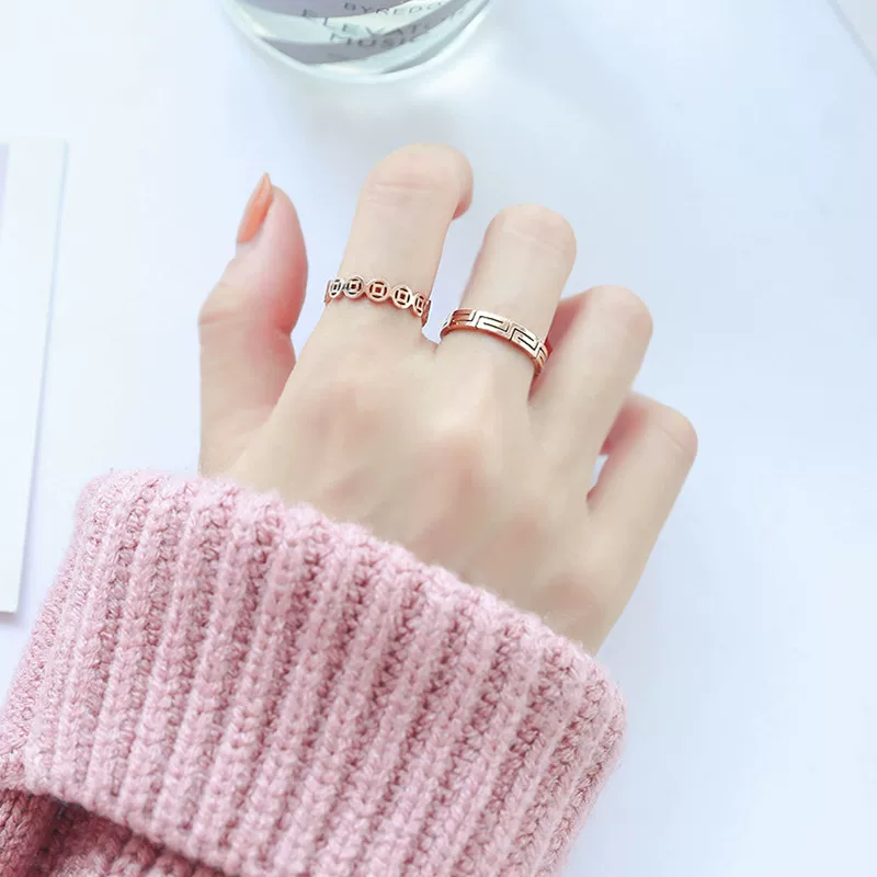 Fashionable creative labyrinth, golden ring stainless steel for students, for beloved, pink gold, on index finger