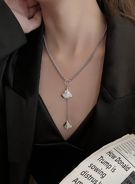 高级感扇形小裙子项链配饰中长款