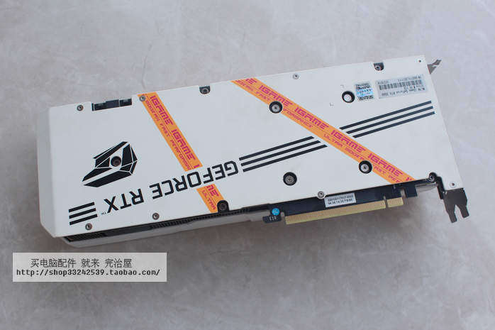 七彩虹iGame GeForce RTX3060 Ultra W OC 纯白三风扇 12GB大显存