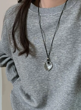 韩国小众设计感透明立体爱心吊坠项链女百搭抽拉式皮质长款毛衣链