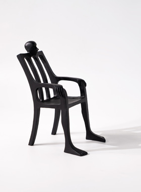 北欧极简轻奢黑色金属人物摆件样板房家居玄关客厅茶几工艺品摆件