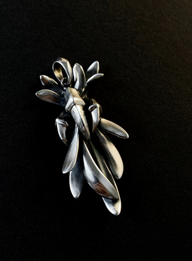 三沐血腥玛丽Bloody Mary魔鬼花单吊坠纯银925复古男女手工