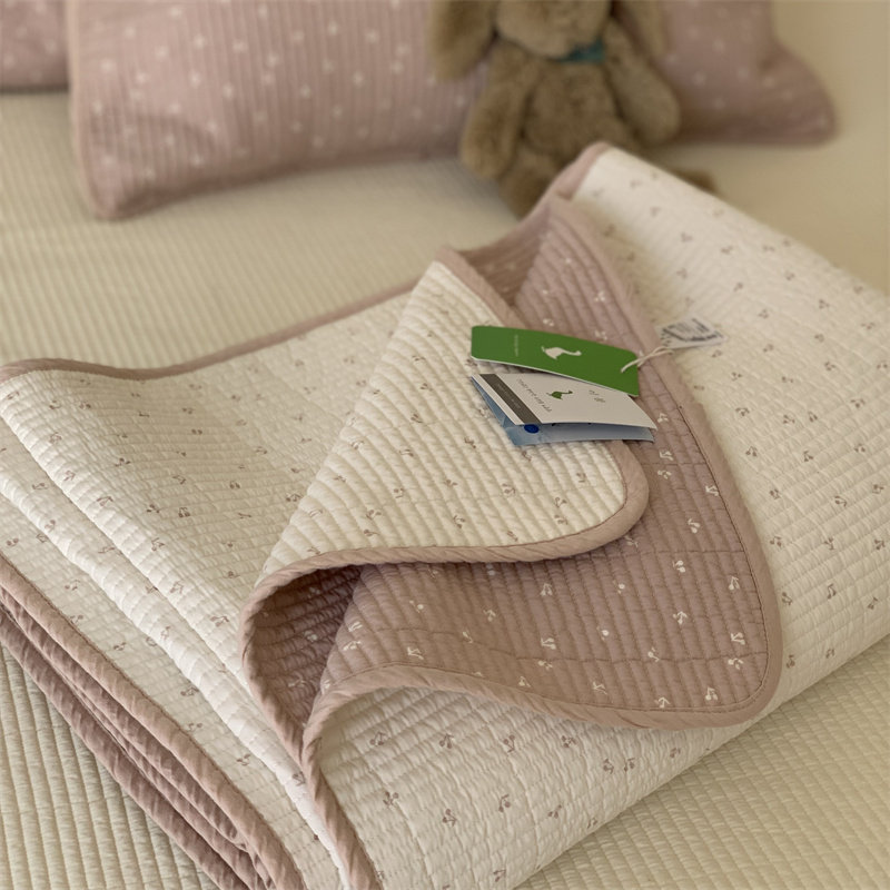 ins大鹅全棉床盖三件套出口韩国车厘子碎花垫子榻榻米夹棉大床单,淘宝优惠券,粉丝福利购,淘宝优惠卷