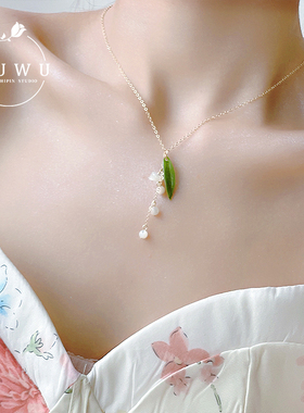 酒午白蝶贝铃兰项链锁骨链