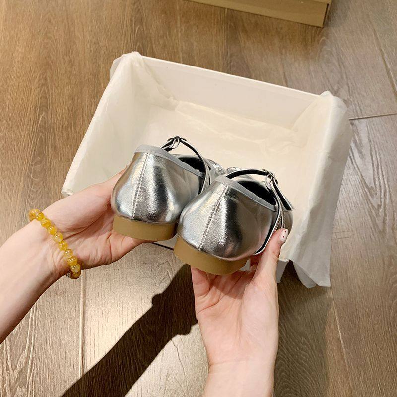 法式绝美银色平底单鞋女2026新款夏季配裙子玛丽珍鞋芭蕾风豆豆鞋,淘宝优惠券,粉丝福利购,淘宝优惠卷