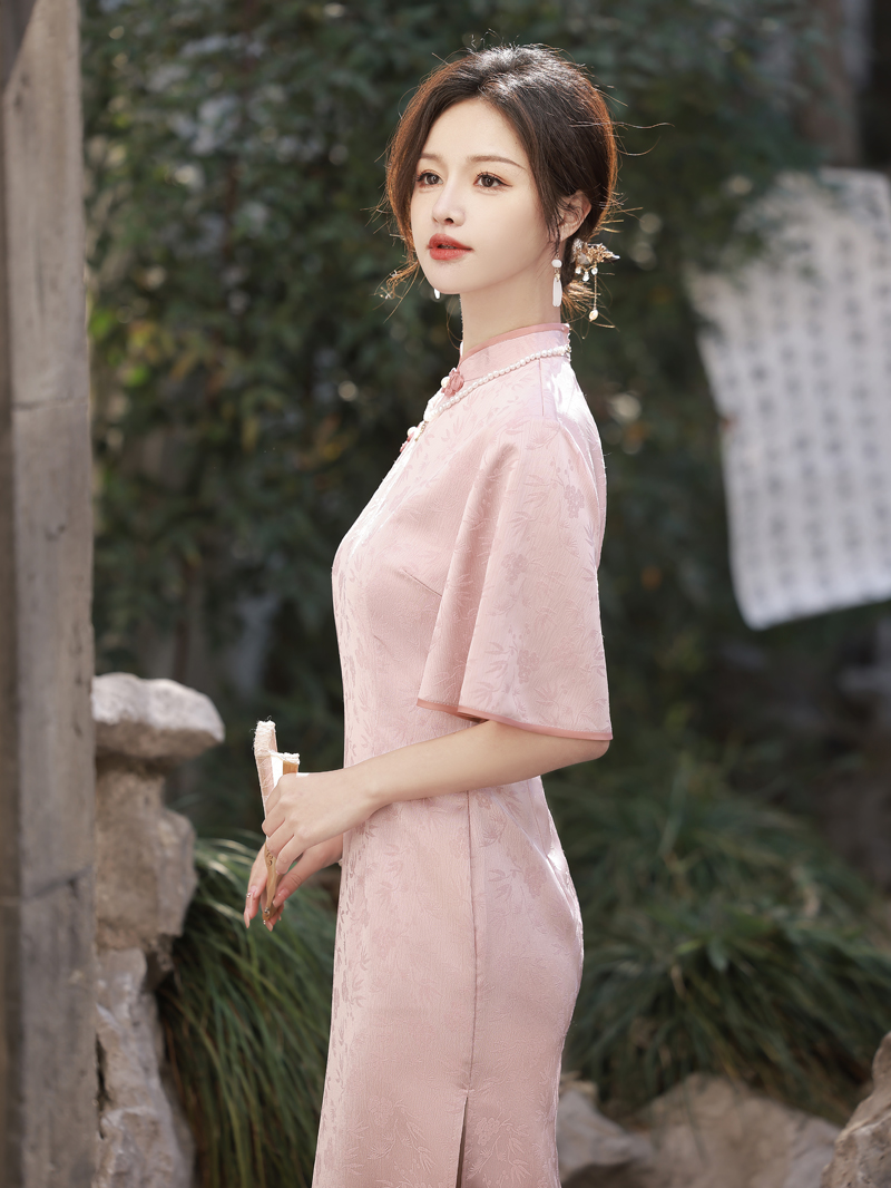 粉色长款旗袍2023年新款女中式国风复古修身气质走秀改良版连衣裙
