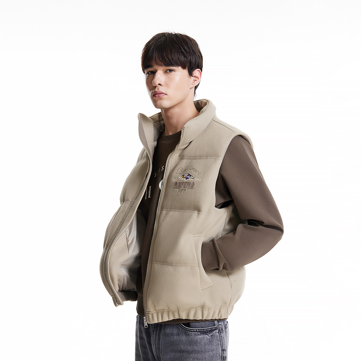 绫致SEASONHIGH冬季新款常规立领图案刺绣潮流羽绒马甲男款,淘宝优惠券,粉丝福利购,淘宝优惠卷