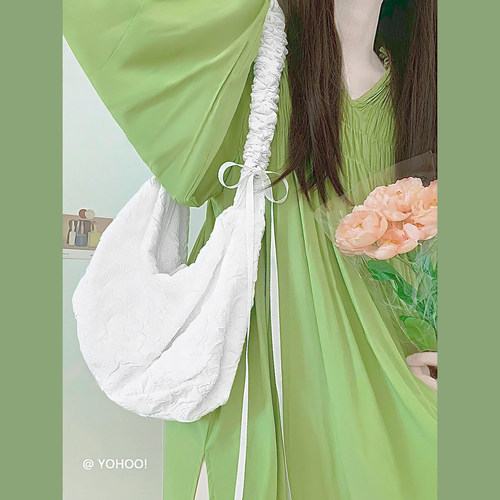 YOHOO!甜酷风~暗黑少女褶皱纯黑色百搭单肩斜挎包包帆布袋书包ins - 图0