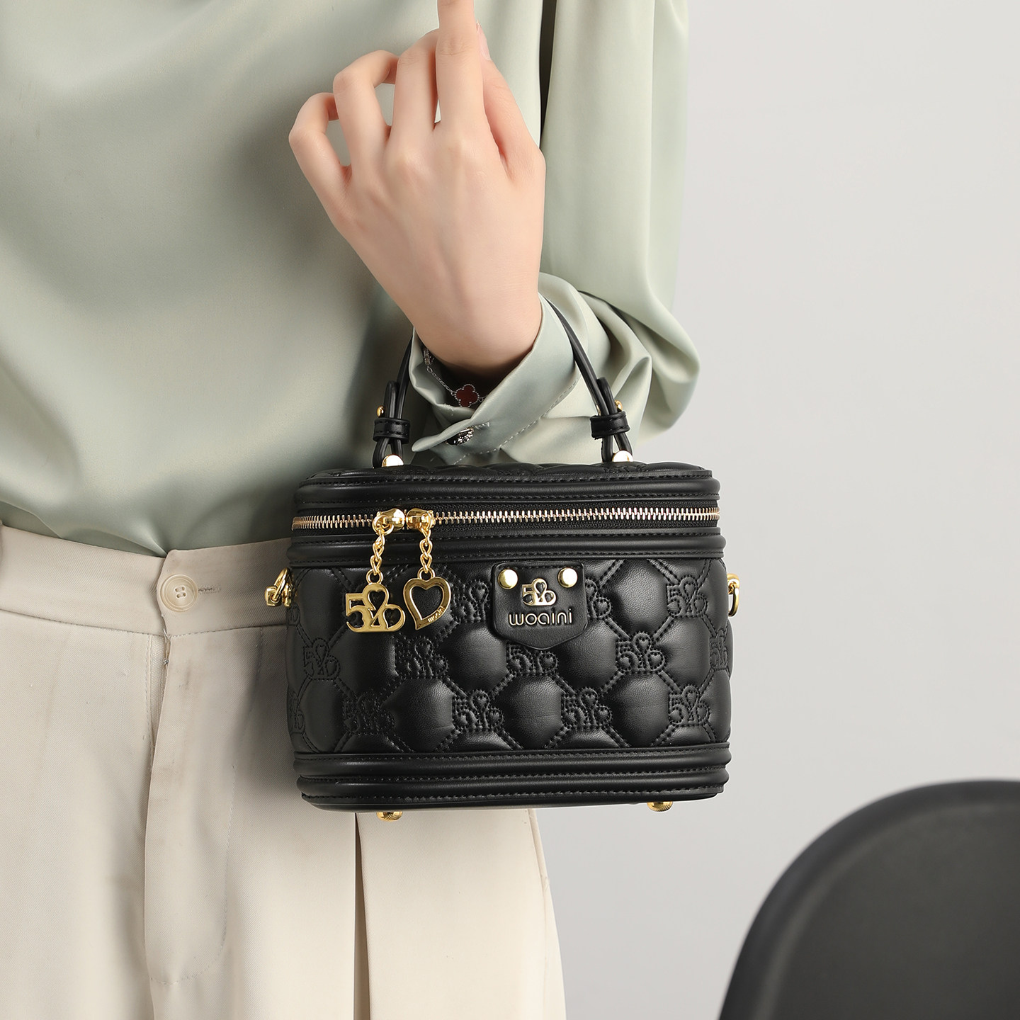 香港品牌轻奢小香风盒子包包女2026新款时尚百搭斜挎包手提小方包,淘宝优惠券,粉丝福利购,淘宝优惠卷